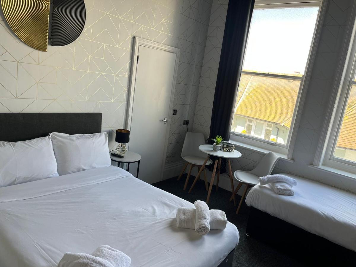Oyo Marine Parade 2* WTA Eastbourne