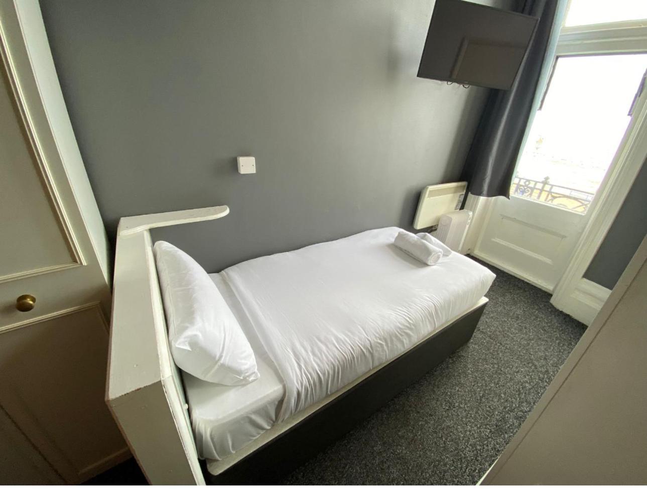 Oyo Marine Parade 2* WTA Eastbourne